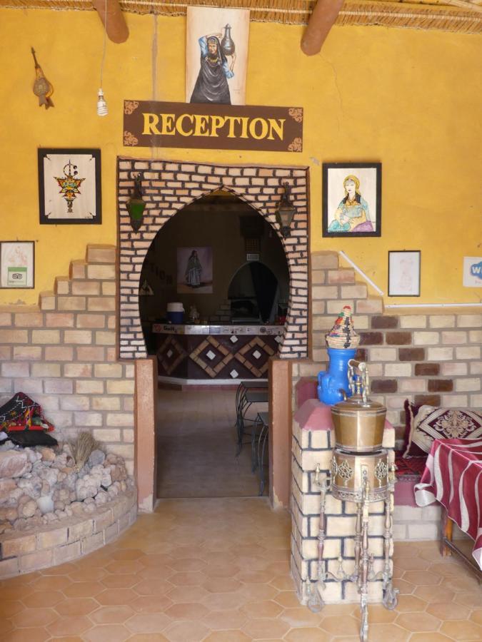 Les Pyramides Hotel Merzouga Exterior photo